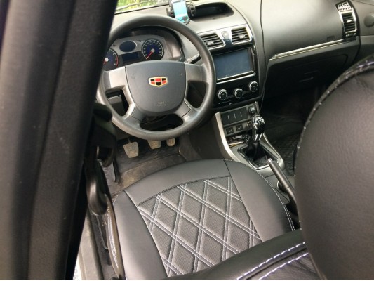 Авточехлы на Geely Emgrand