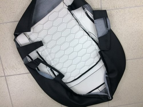 Процесс установки каркасных авточехлов Dress4car Процесс установки каркасных авточехлов Dress4car